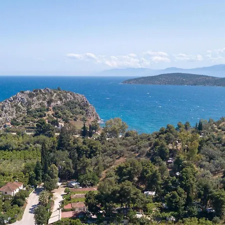 Aristofanis 3 *